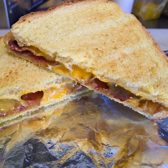 GRILLED BACON AND CHEESE.