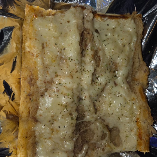 Gravy Bread w Mozz.