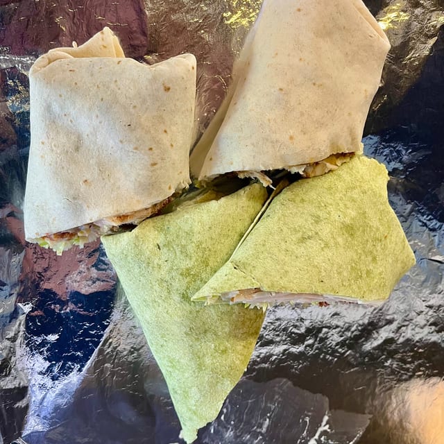 CALIFORNIA CHICKEN Wrap.